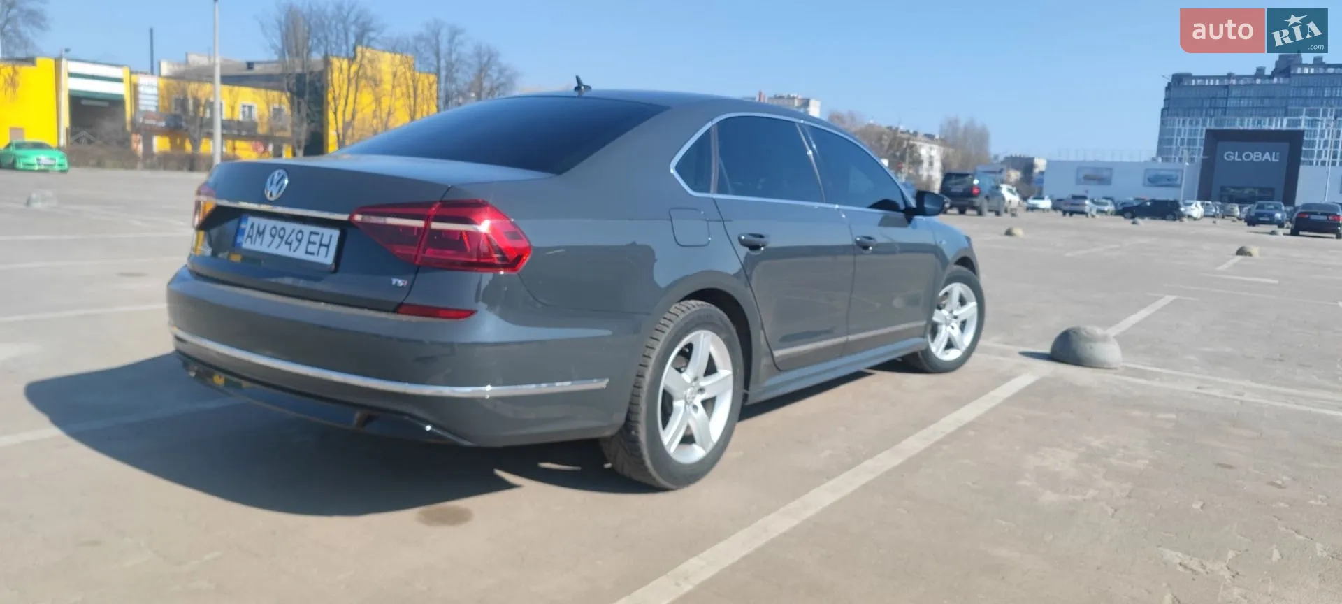 2016 Volkswagen Passat - мініатюра 2
