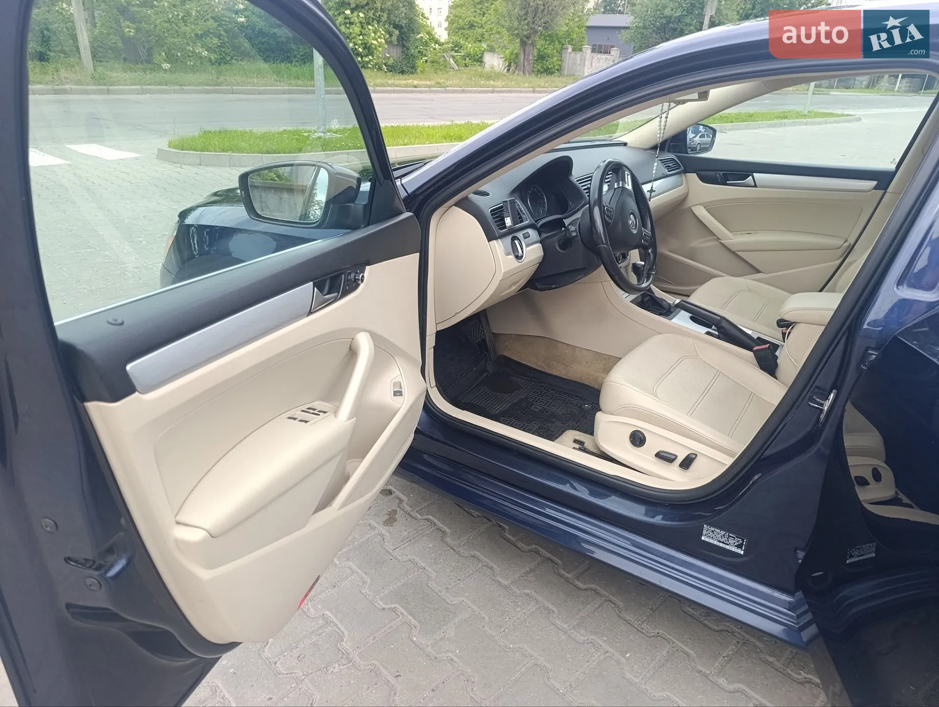 2013 Volkswagen Passat - мініатюра 30