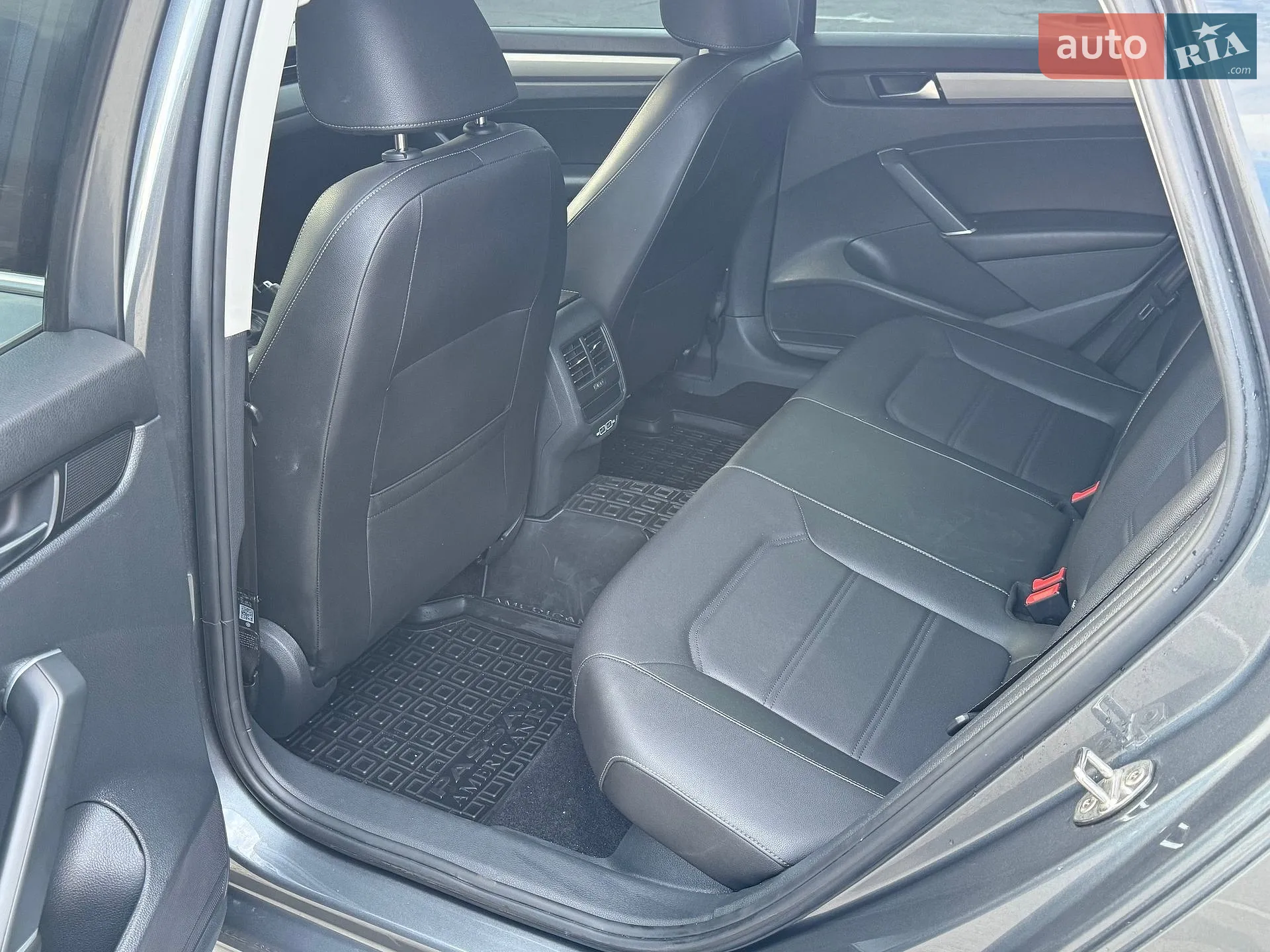 2021 Volkswagen Passat - мініатюра 11