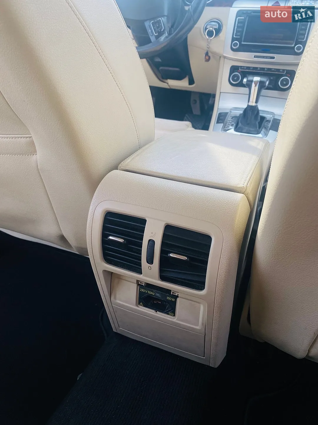 2010 Volkswagen Passat - мініатюра 6