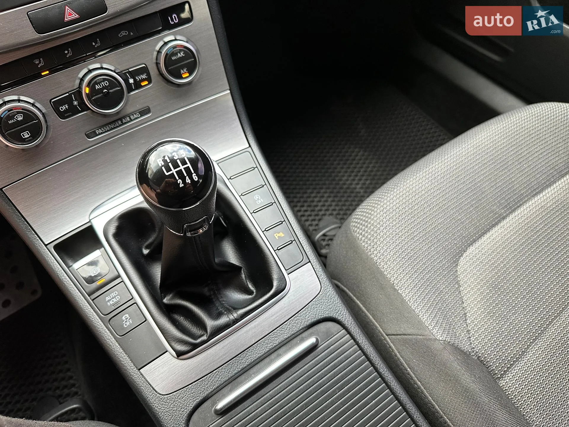 2014 Volkswagen Passat - мініатюра 26
