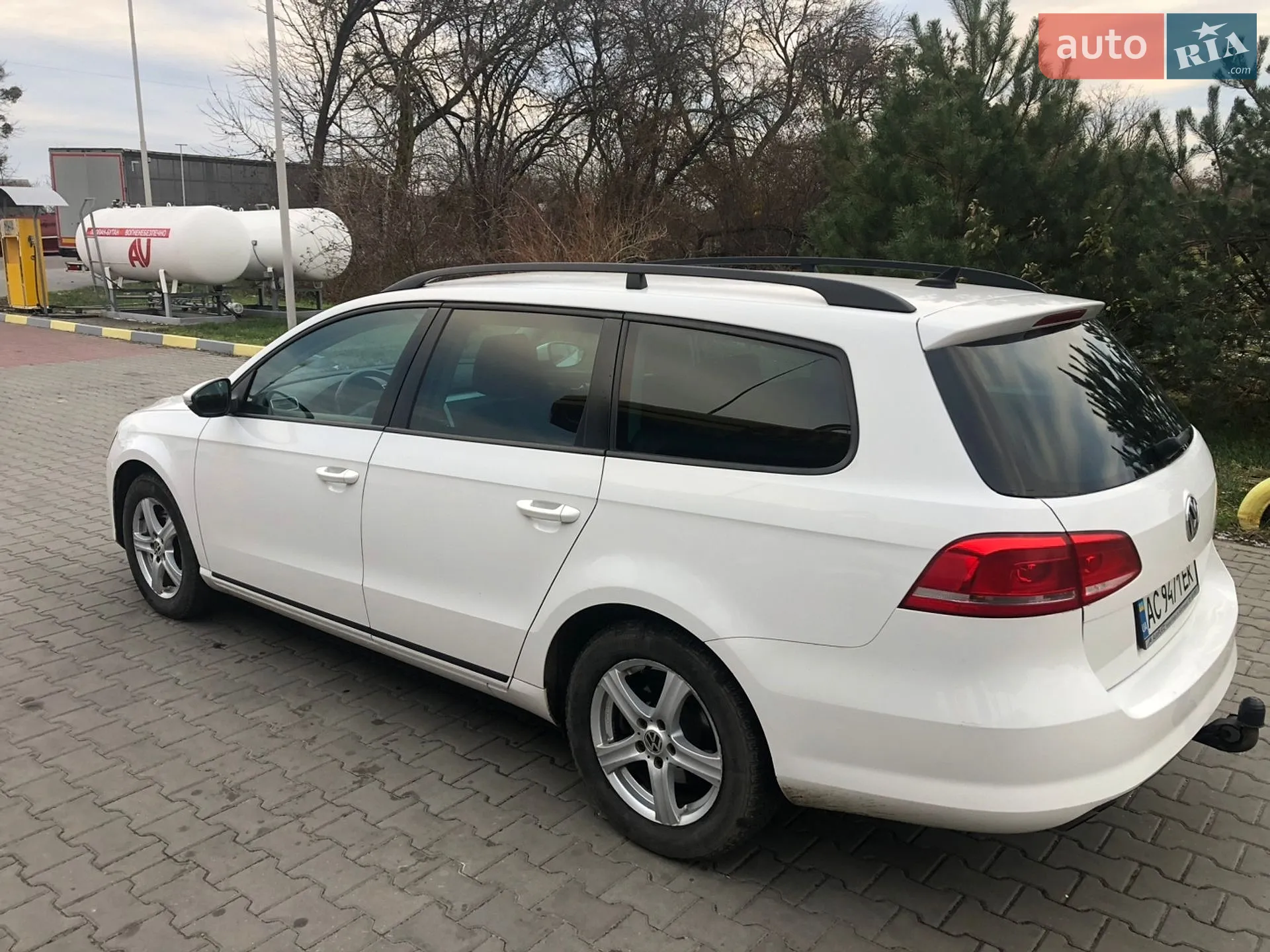 2011 Volkswagen Passat - мініатюра 2