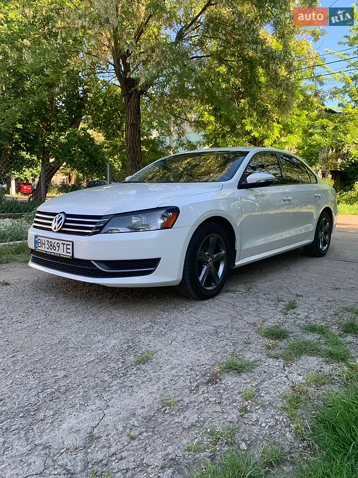 2013 Volkswagen Passat - мініатюра 23