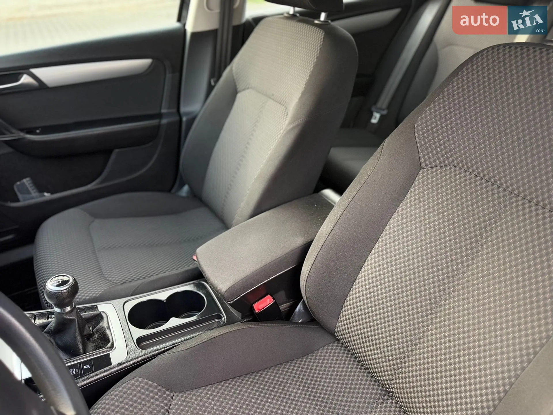 2012 Volkswagen Passat - мініатюра 12