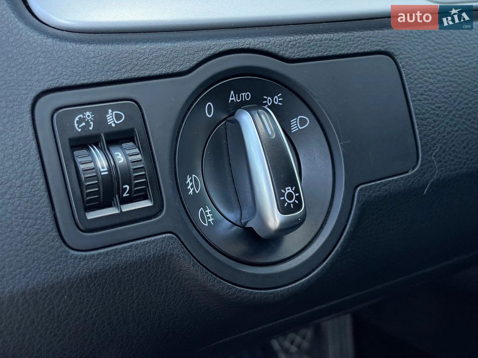 2013 Volkswagen Passat - мініатюра 45