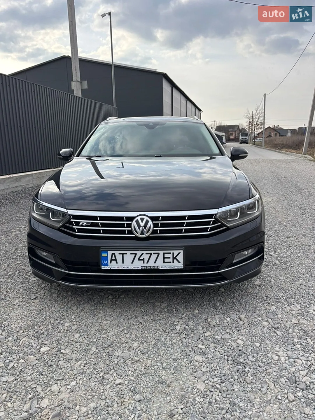 2017 Volkswagen Passat - фото 1