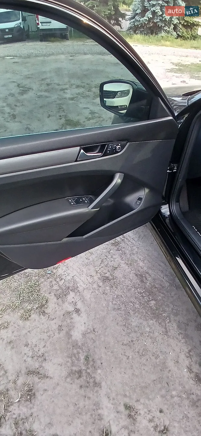 2014 Volkswagen Passat - мініатюра 9