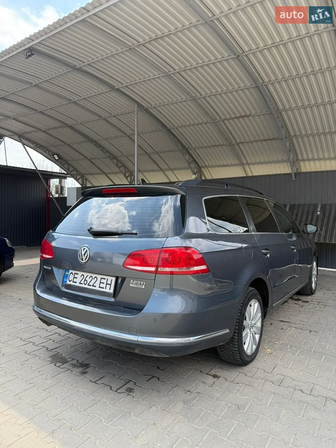 2011 Volkswagen Passat - мініатюра 2