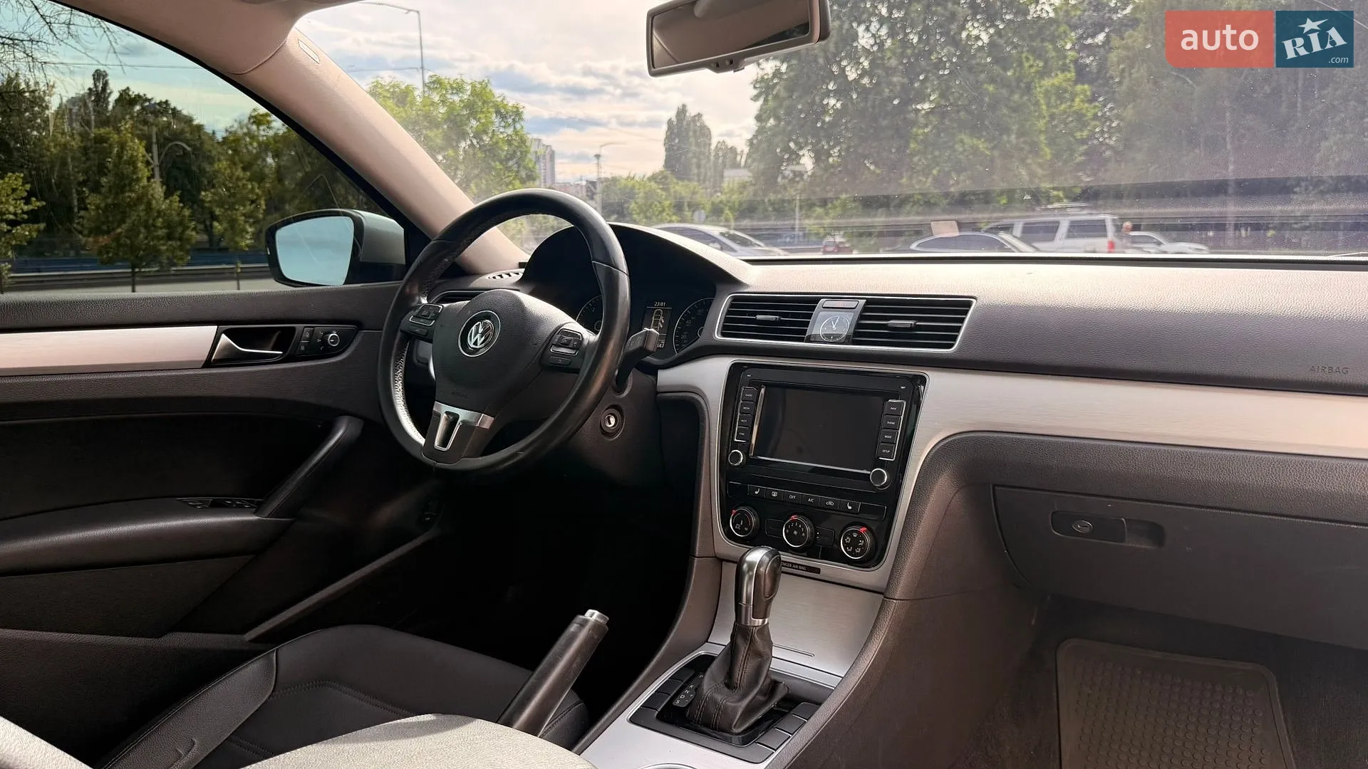 2012 Volkswagen Passat - мініатюра 16