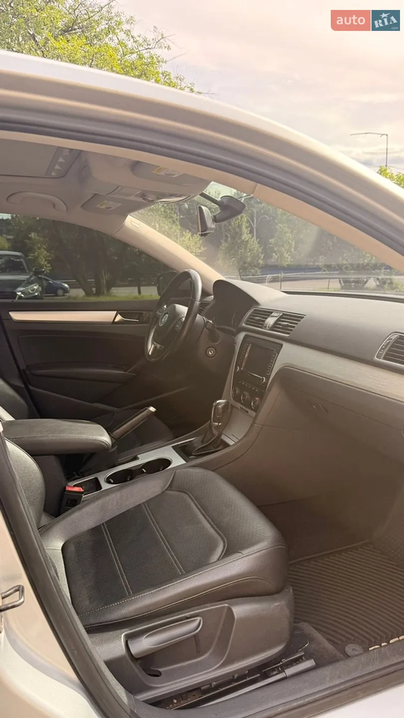 2012 Volkswagen Passat - мініатюра 21