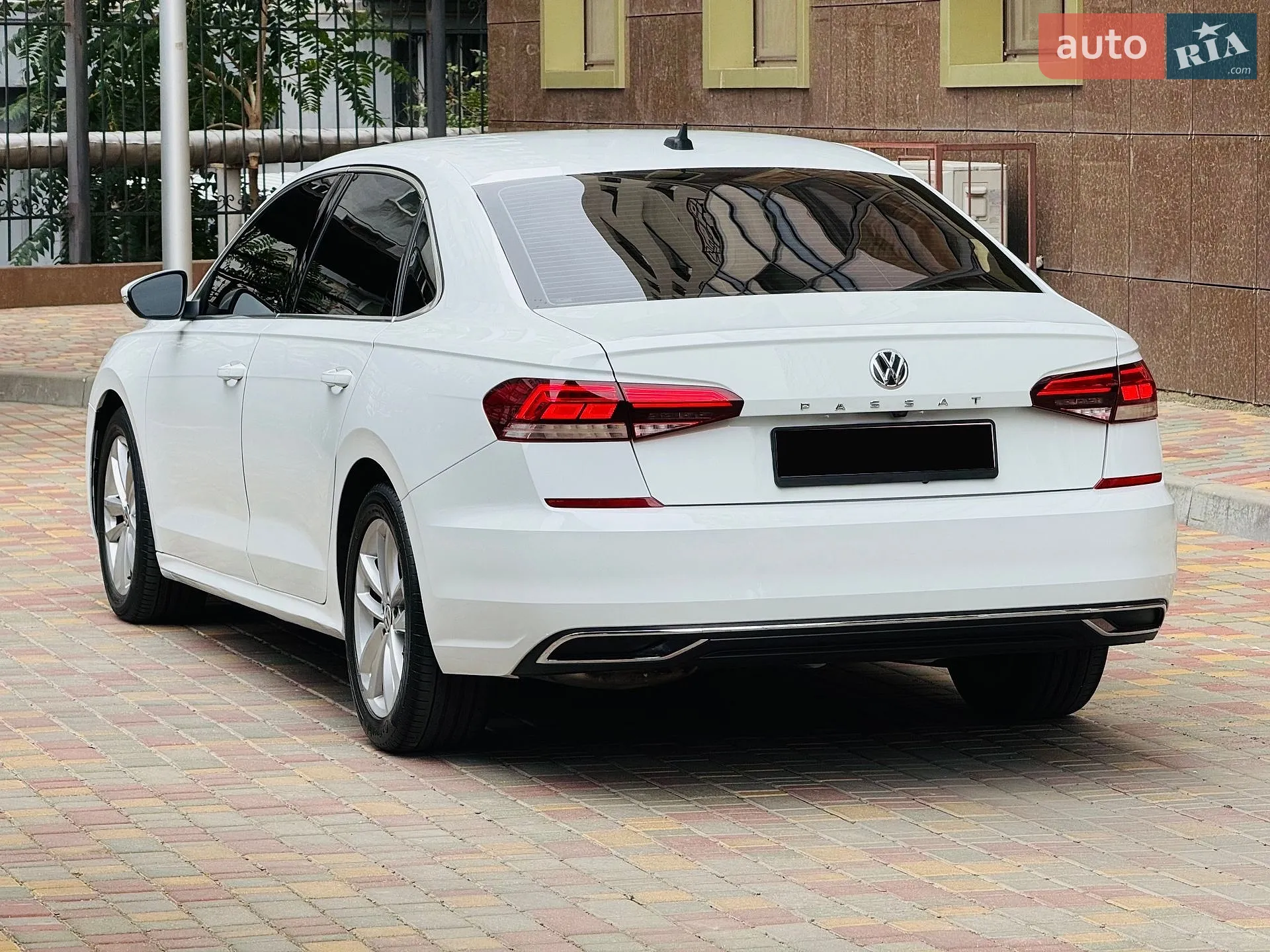 2020 Volkswagen Passat - мініатюра 9