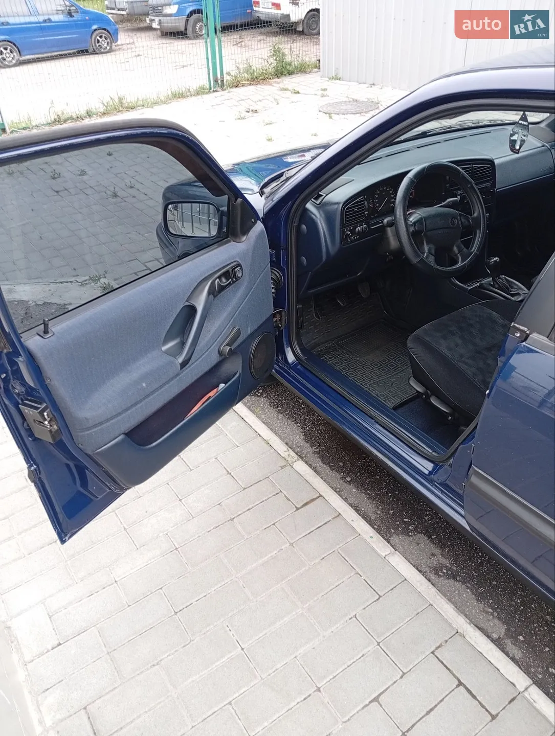 Volkswagen Passat 1996 VIN WVWZZZ3AZTE182448 фото оголошення 12 з 18