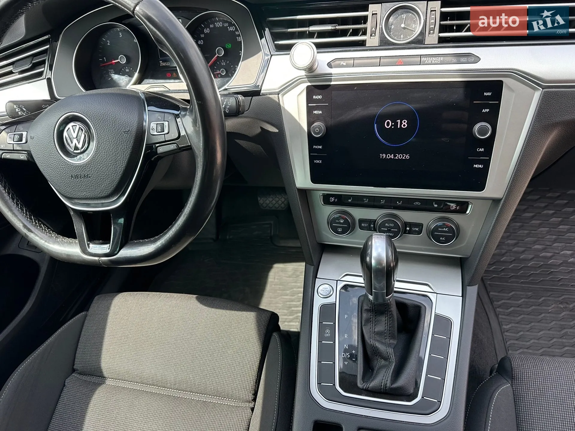 2017 Volkswagen Passat - мініатюра 12