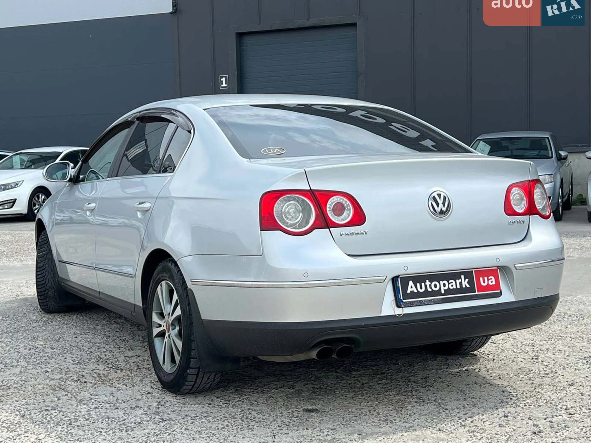 2010 Volkswagen Passat - мініатюра 6