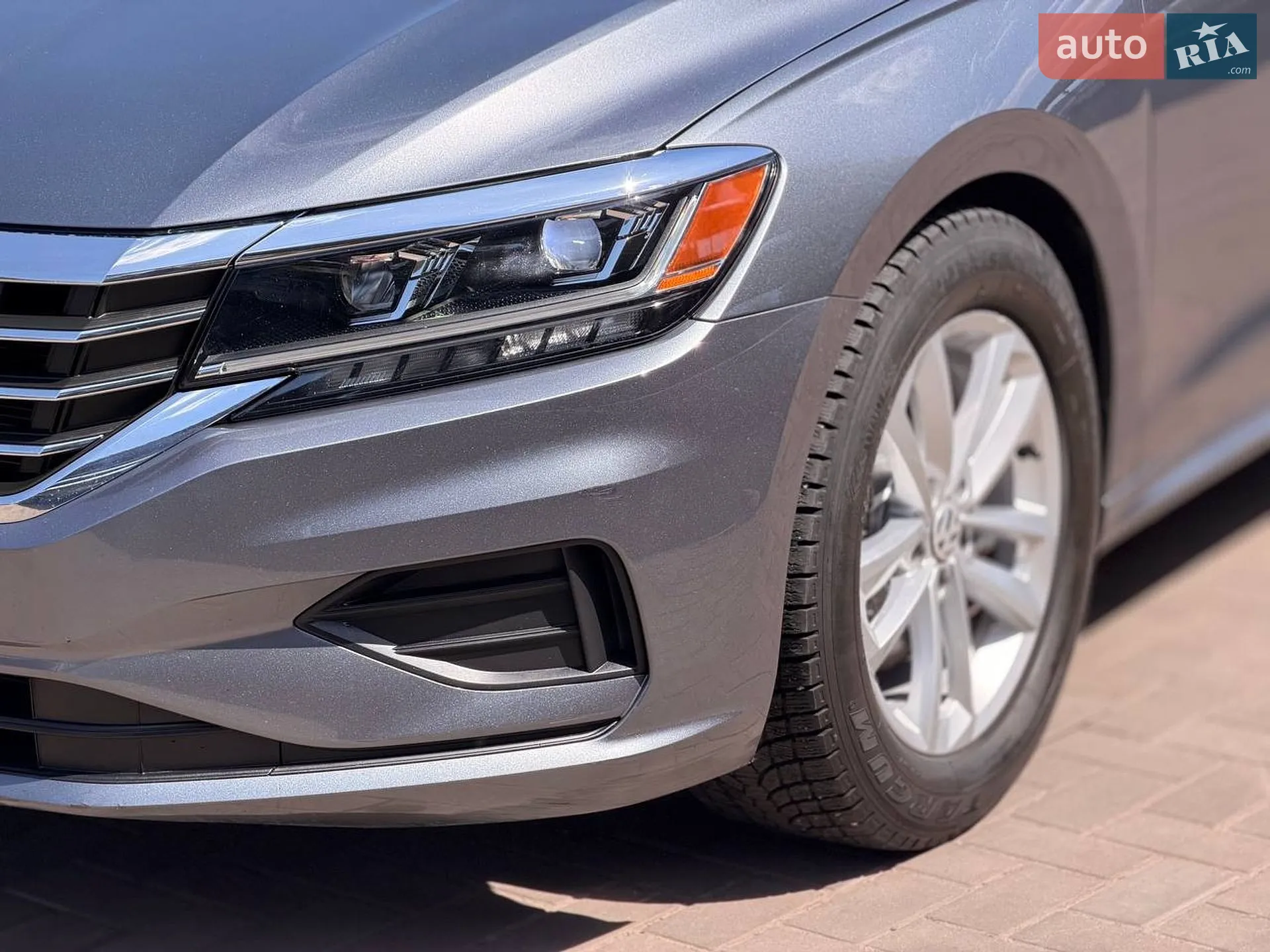 2019 Volkswagen Passat - мініатюра 2