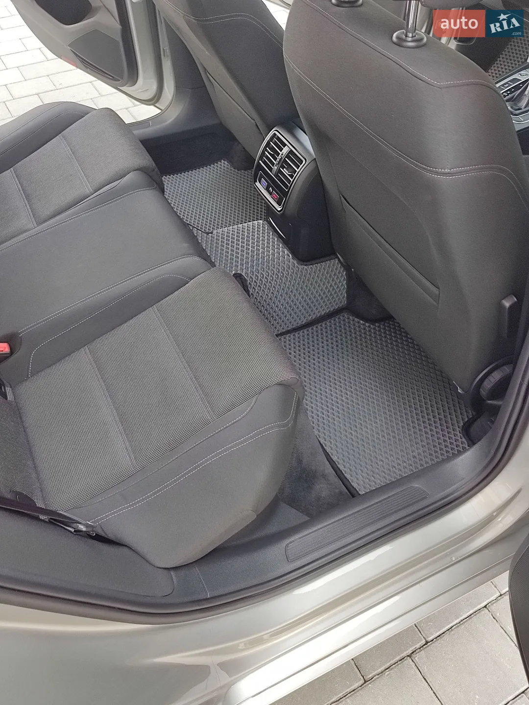 2016 Volkswagen Passat - мініатюра 20