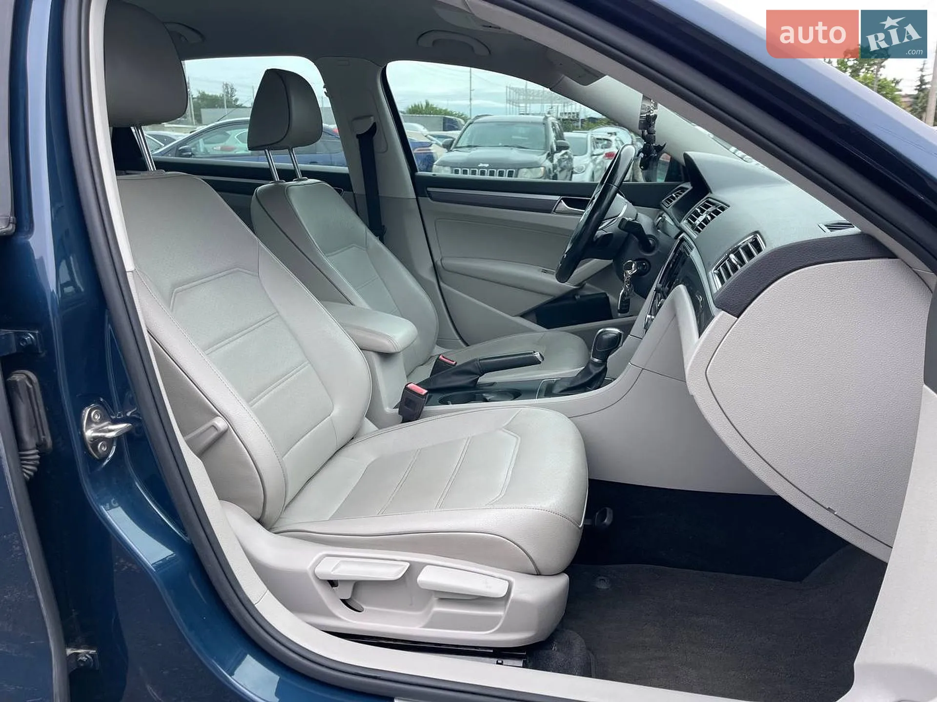 2017 Volkswagen Passat - мініатюра 11