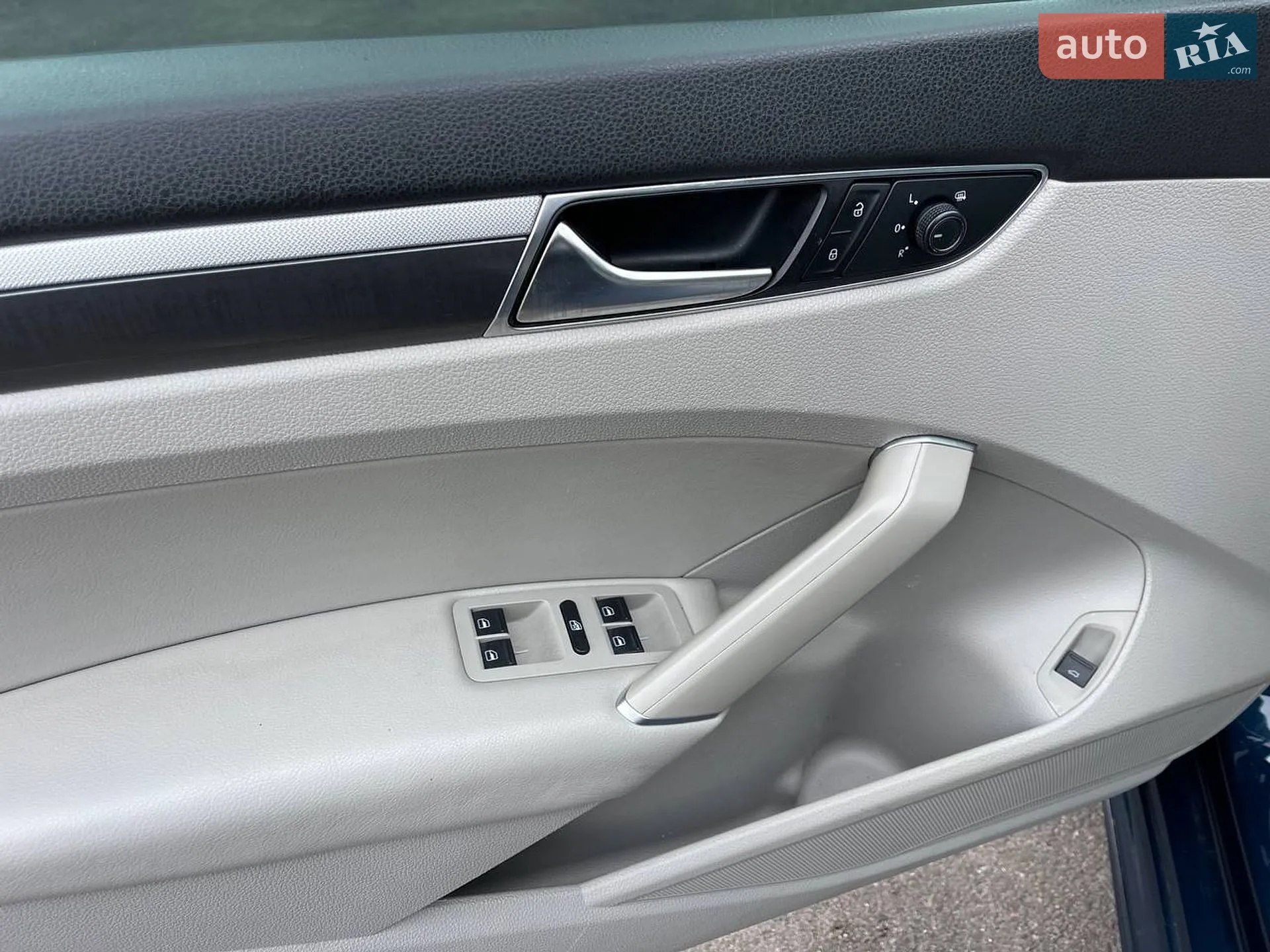 2017 Volkswagen Passat - мініатюра 15