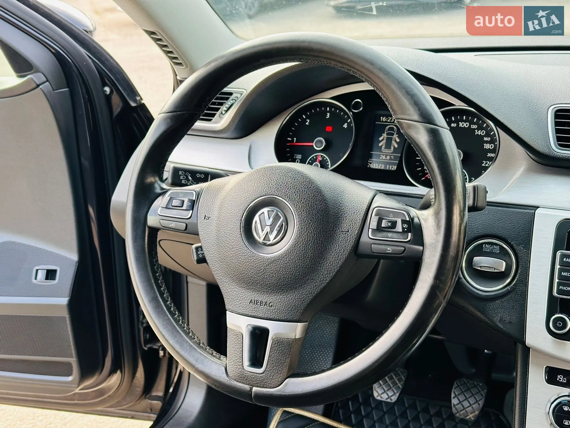 2013 Volkswagen Passat - мініатюра 22