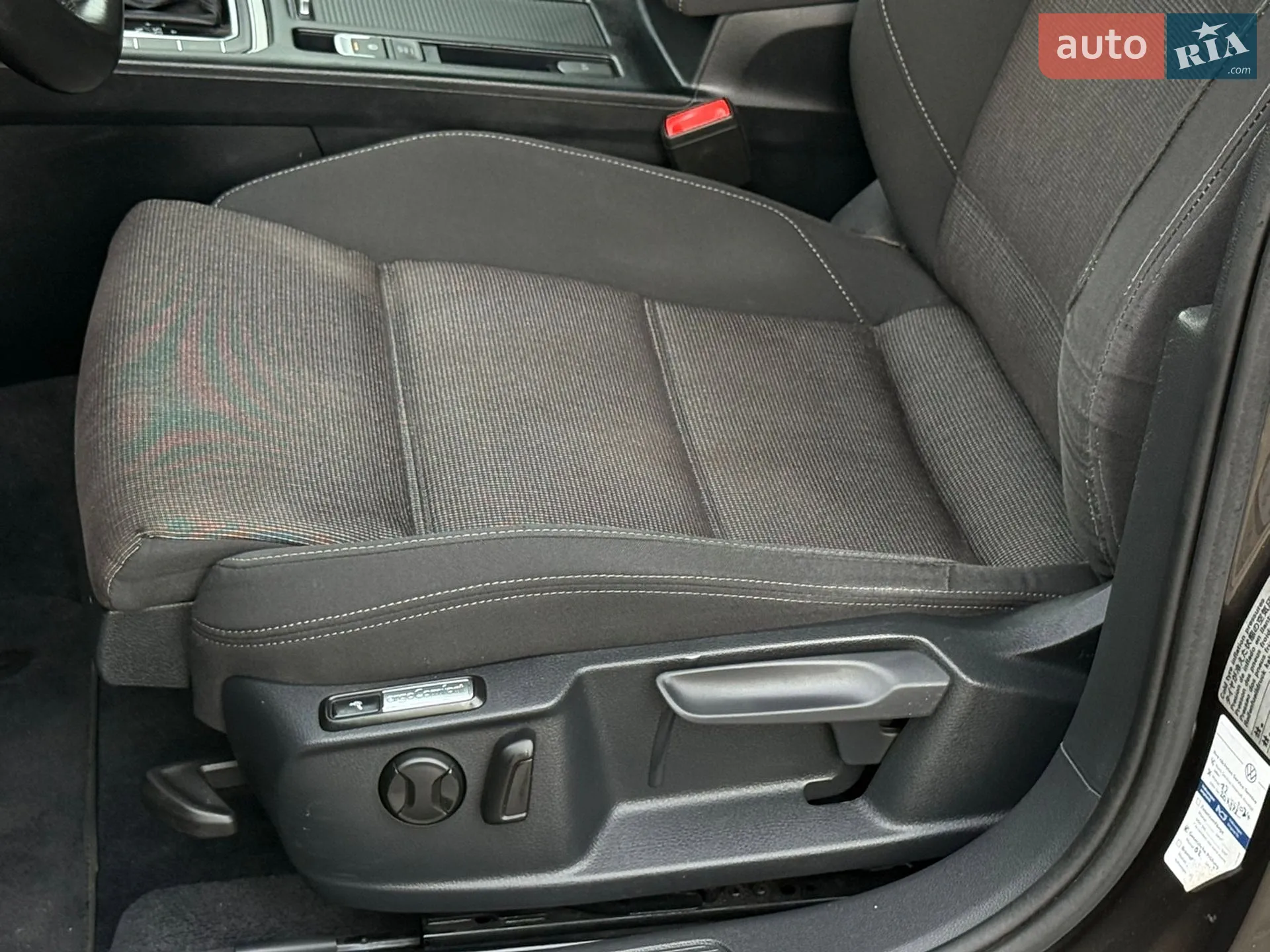 2019 Volkswagen Passat - мініатюра 48