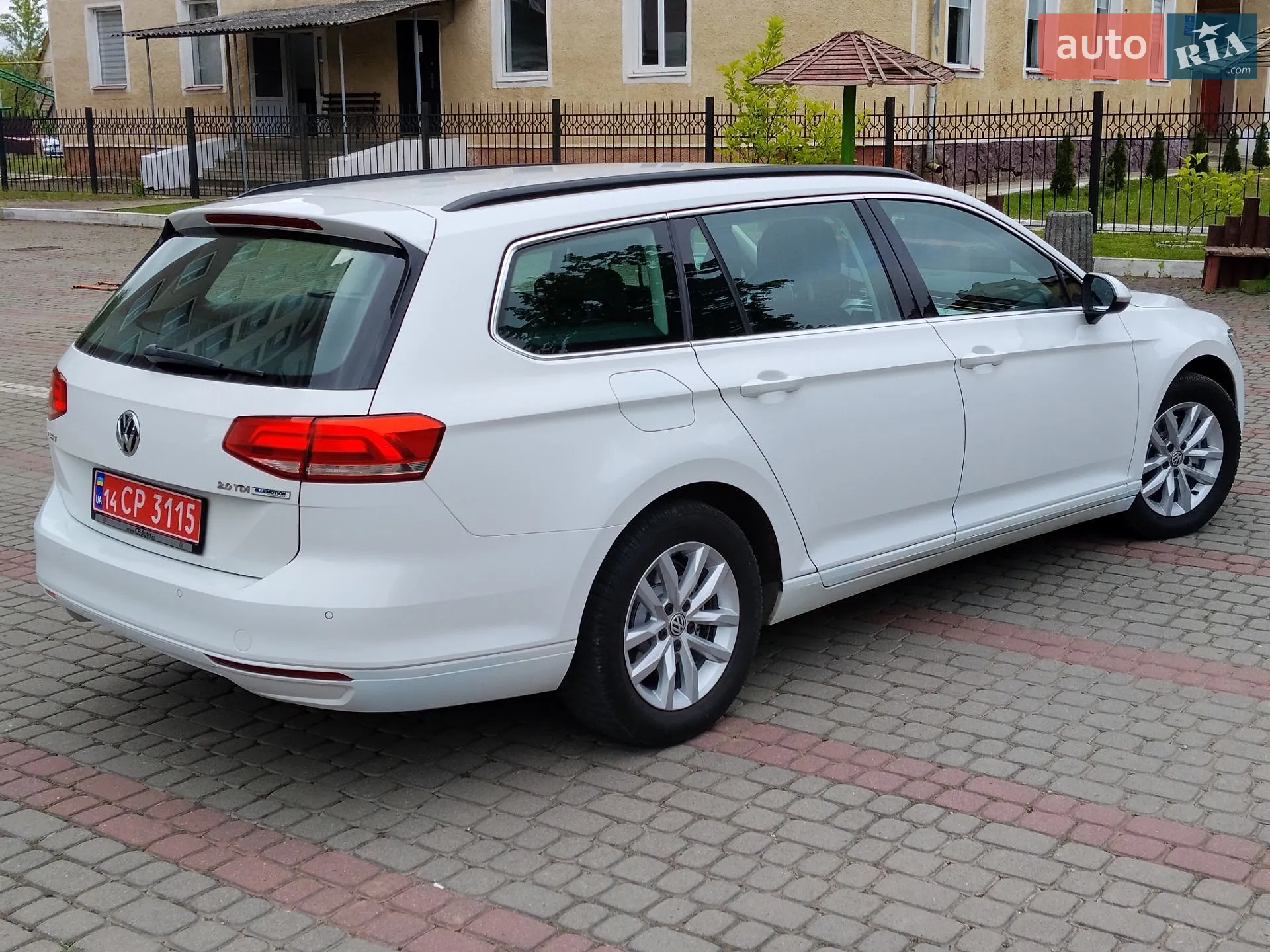 2016 Volkswagen Passat - мініатюра 4