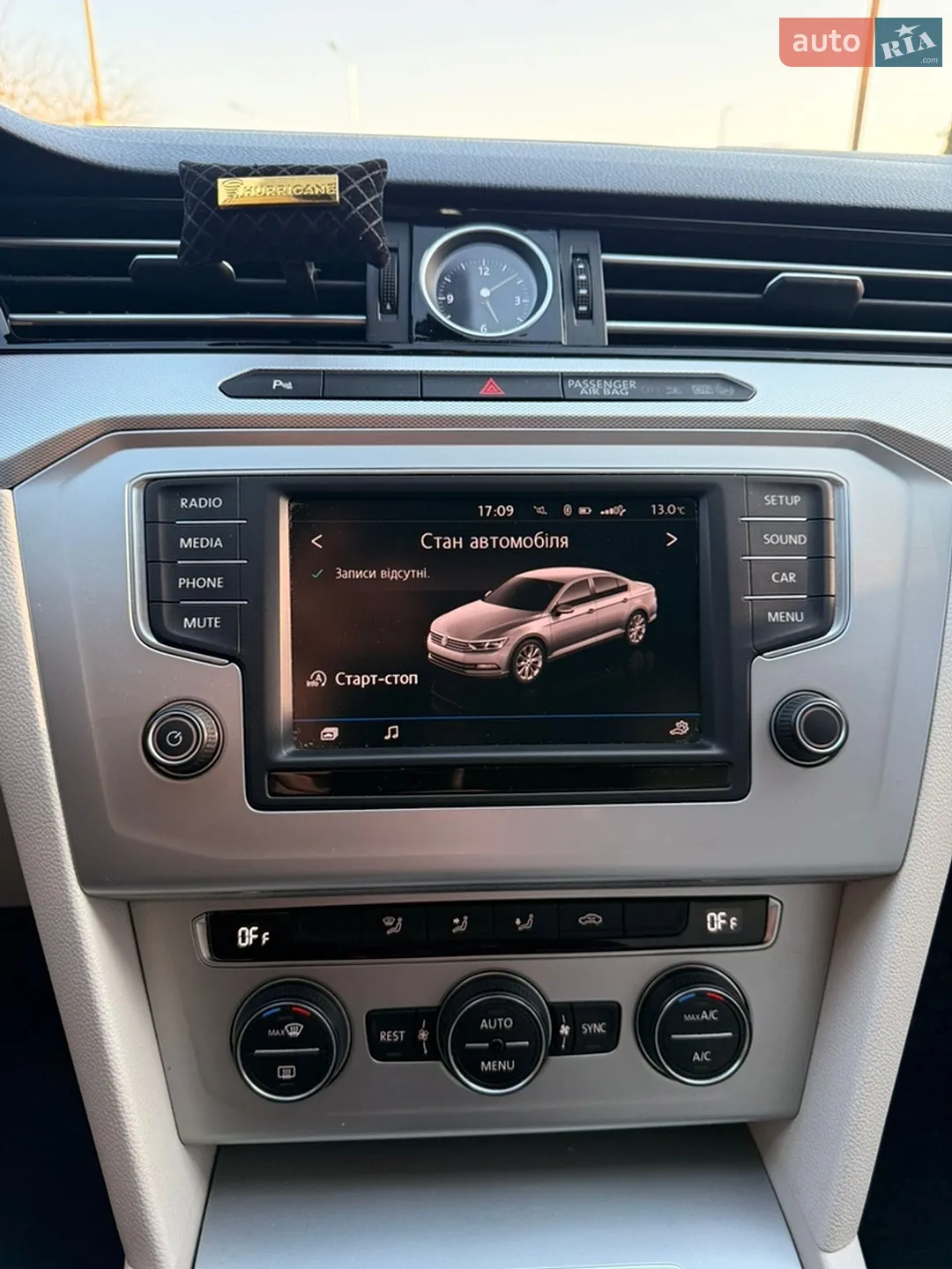 2016 Volkswagen Passat - мініатюра 24