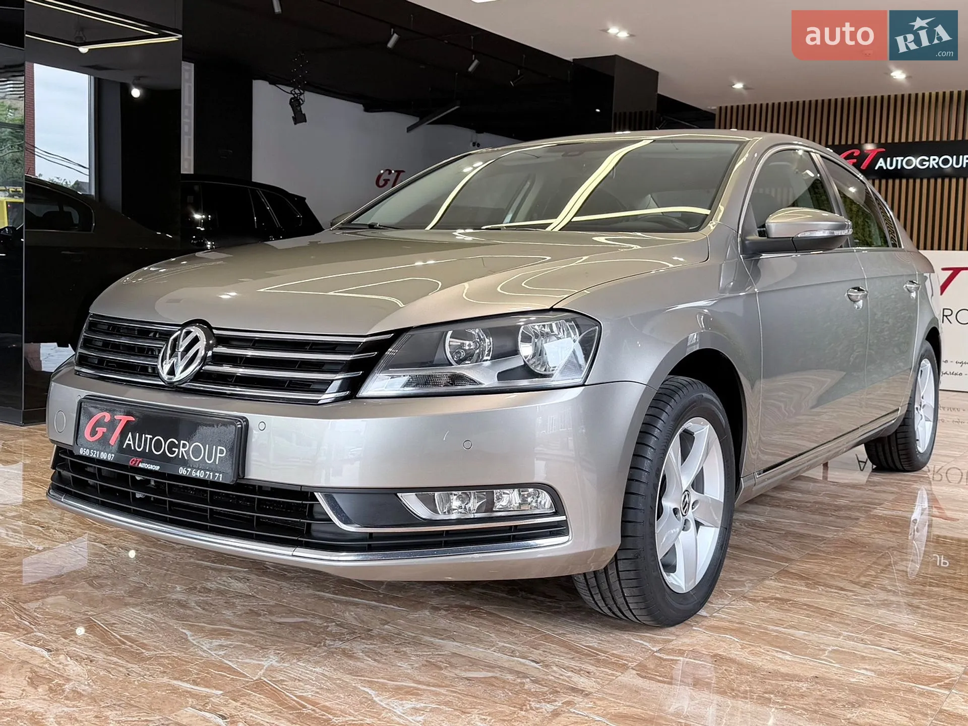 2013 Volkswagen Passat - мініатюра 16