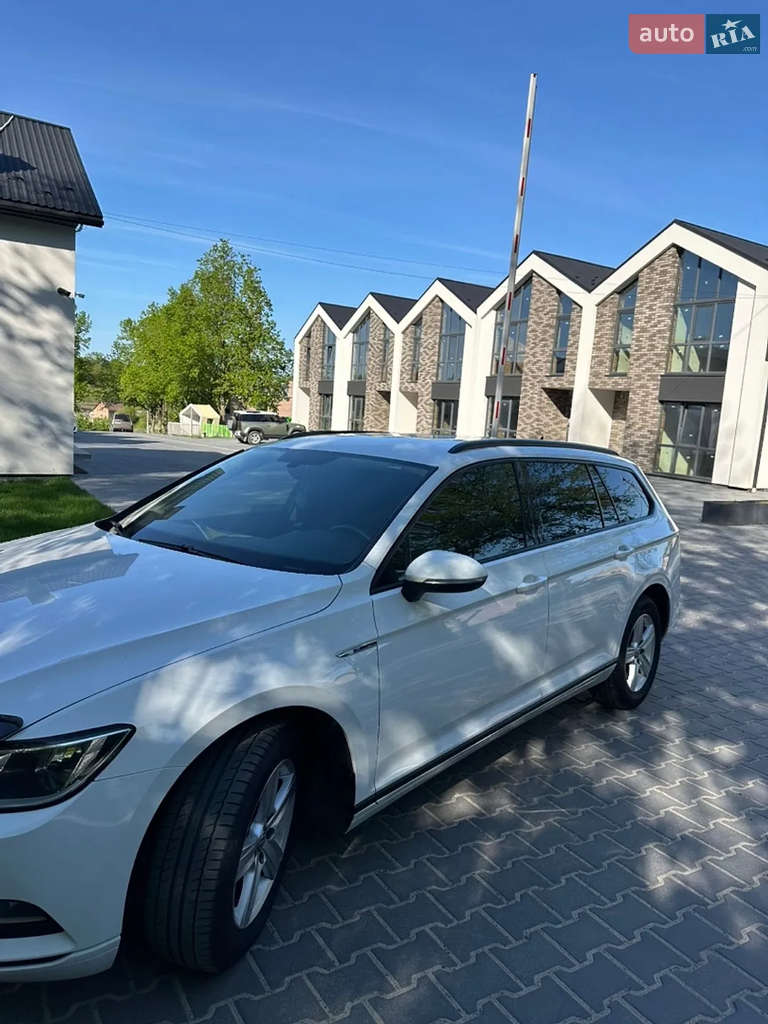 2016 Volkswagen Passat - мініатюра 3