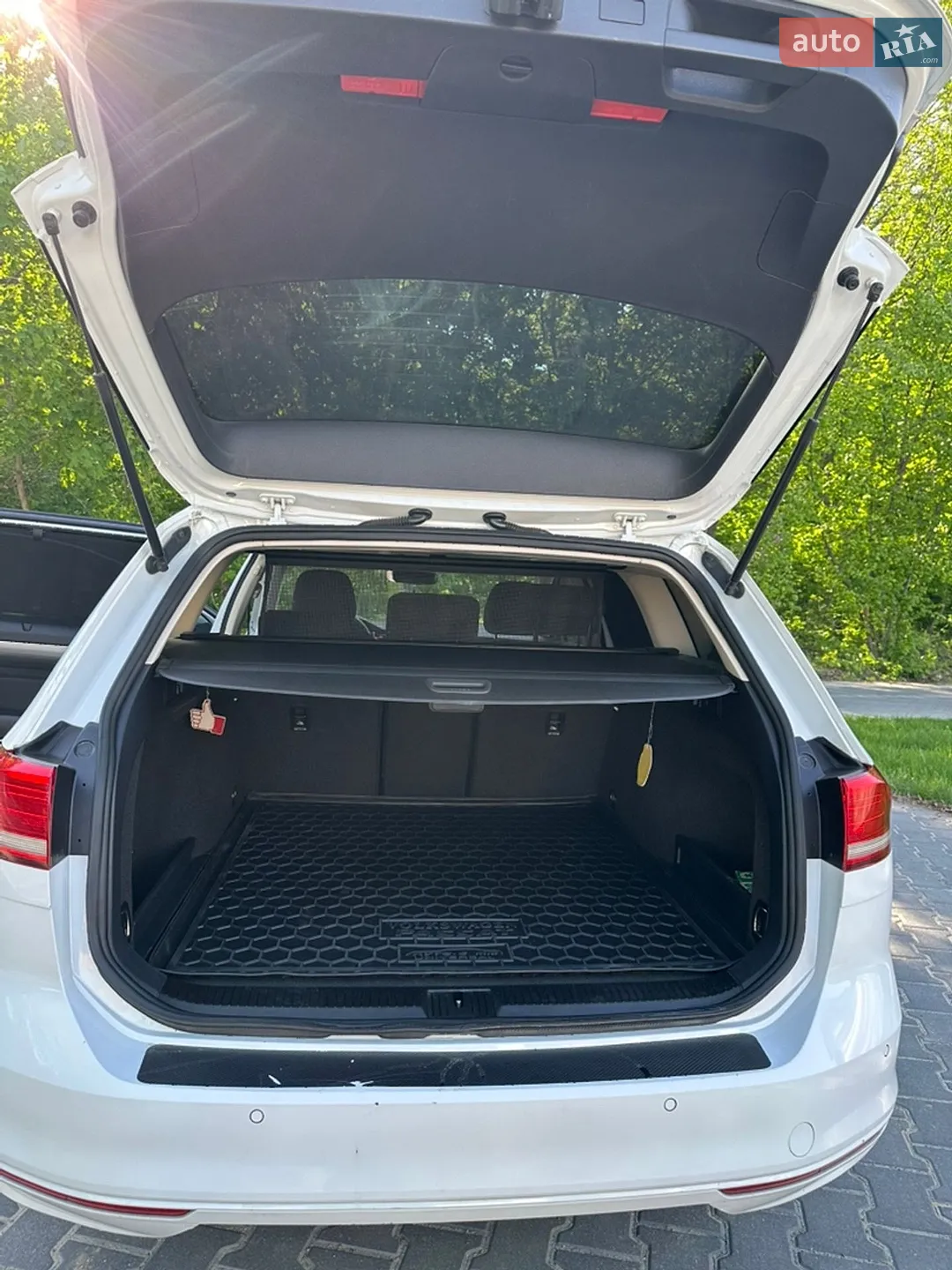 2016 Volkswagen Passat - мініатюра 5