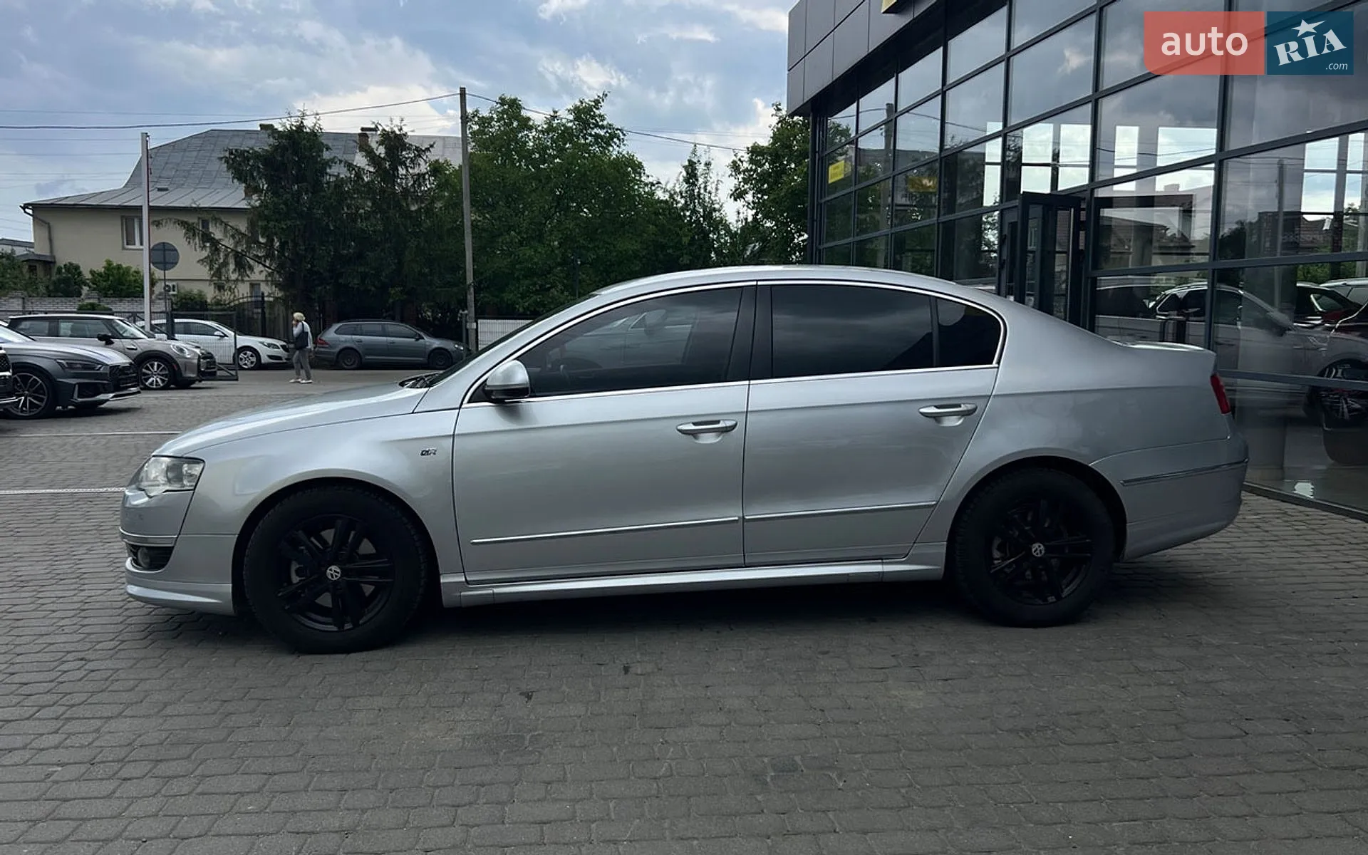 2010 Volkswagen Passat - мініатюра 4
