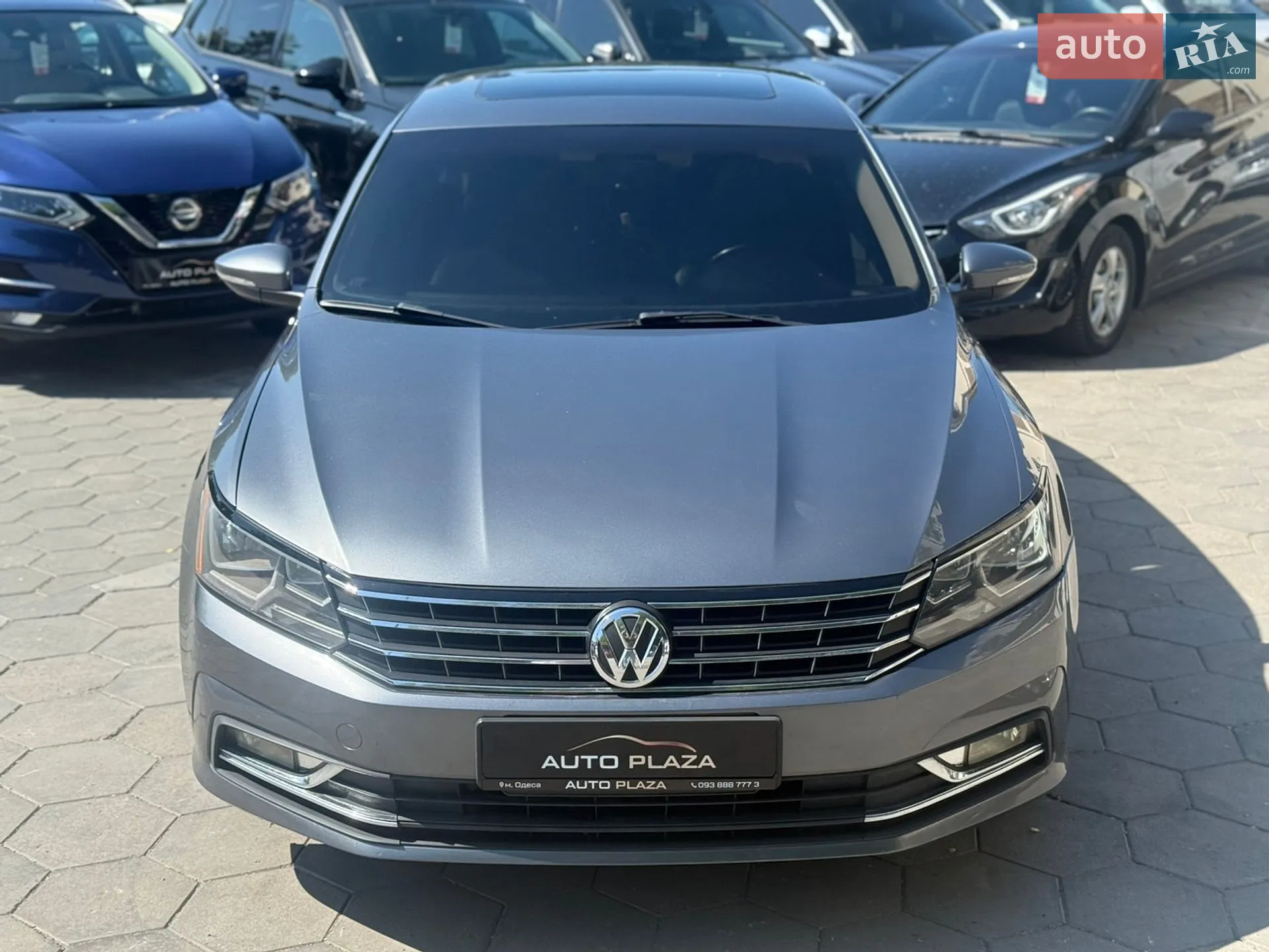 2017 Volkswagen Passat - мініатюра 2