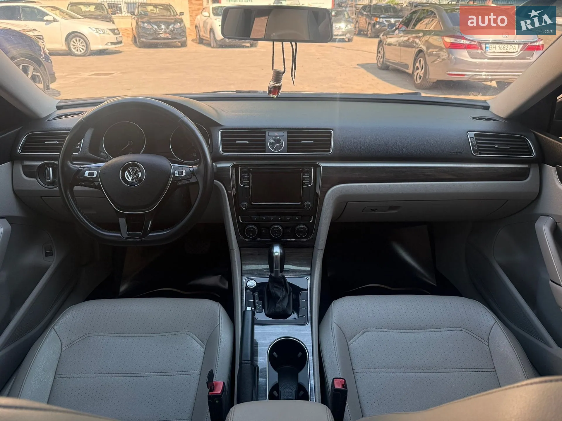 2017 Volkswagen Passat - мініатюра 40