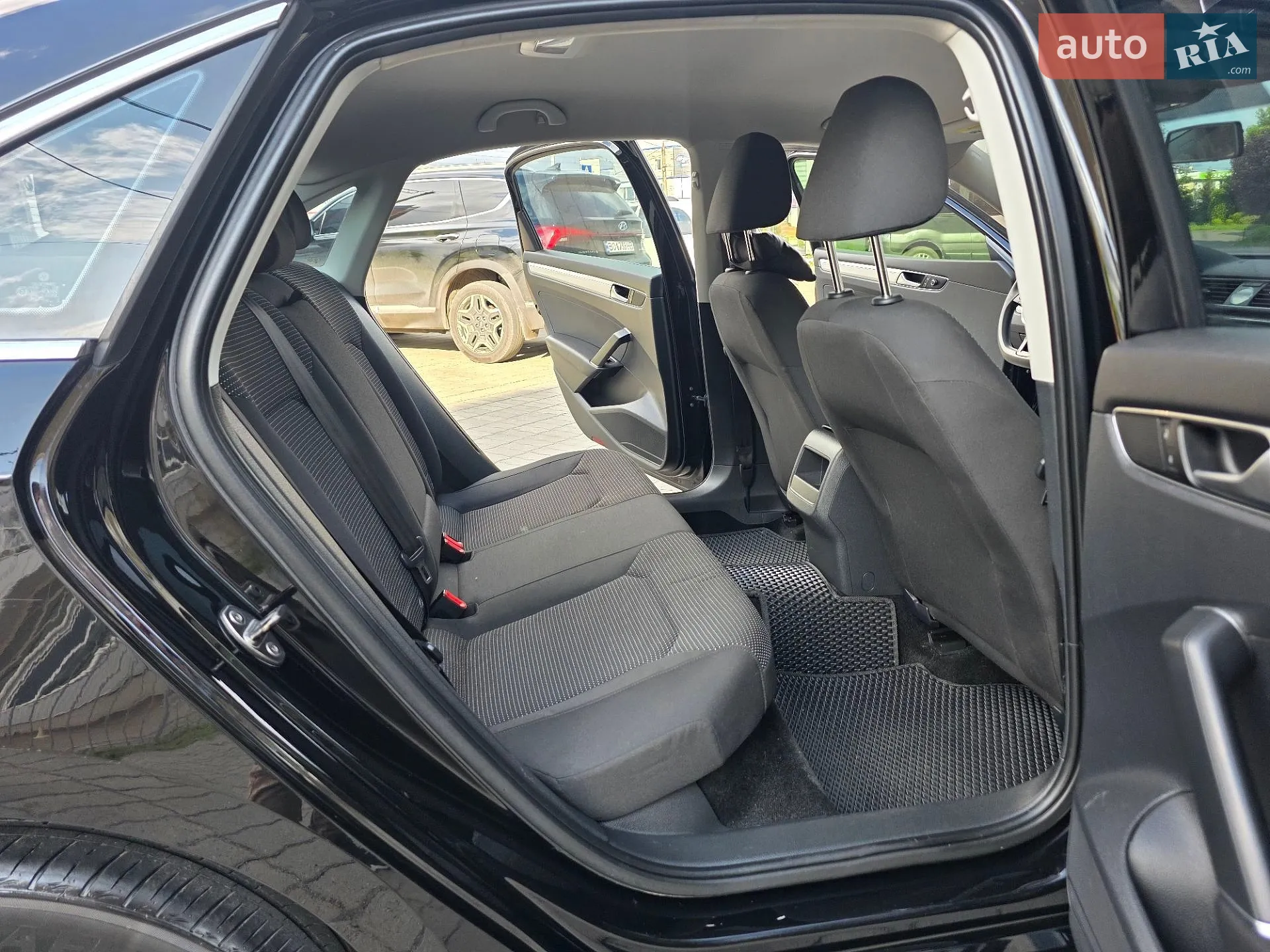 2016 Volkswagen Passat - мініатюра 36