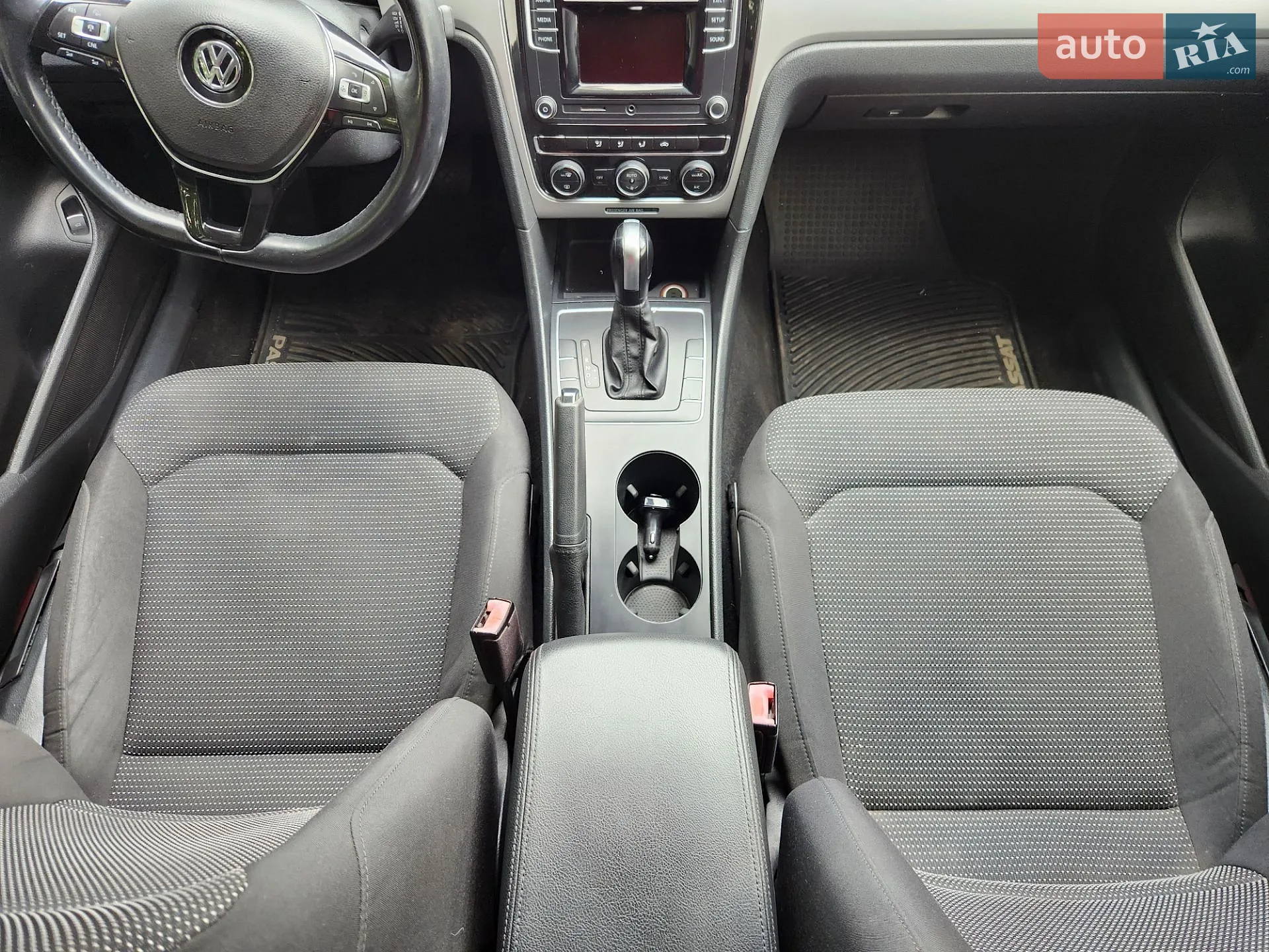 2015 Volkswagen Passat - мініатюра 19
