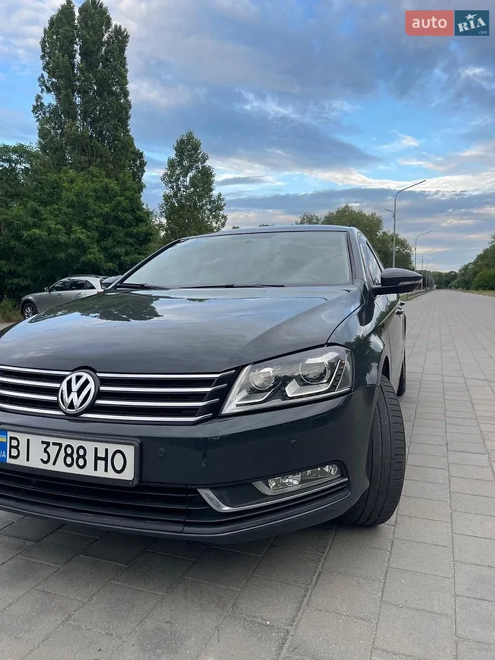2013 Volkswagen Passat - мініатюра 17