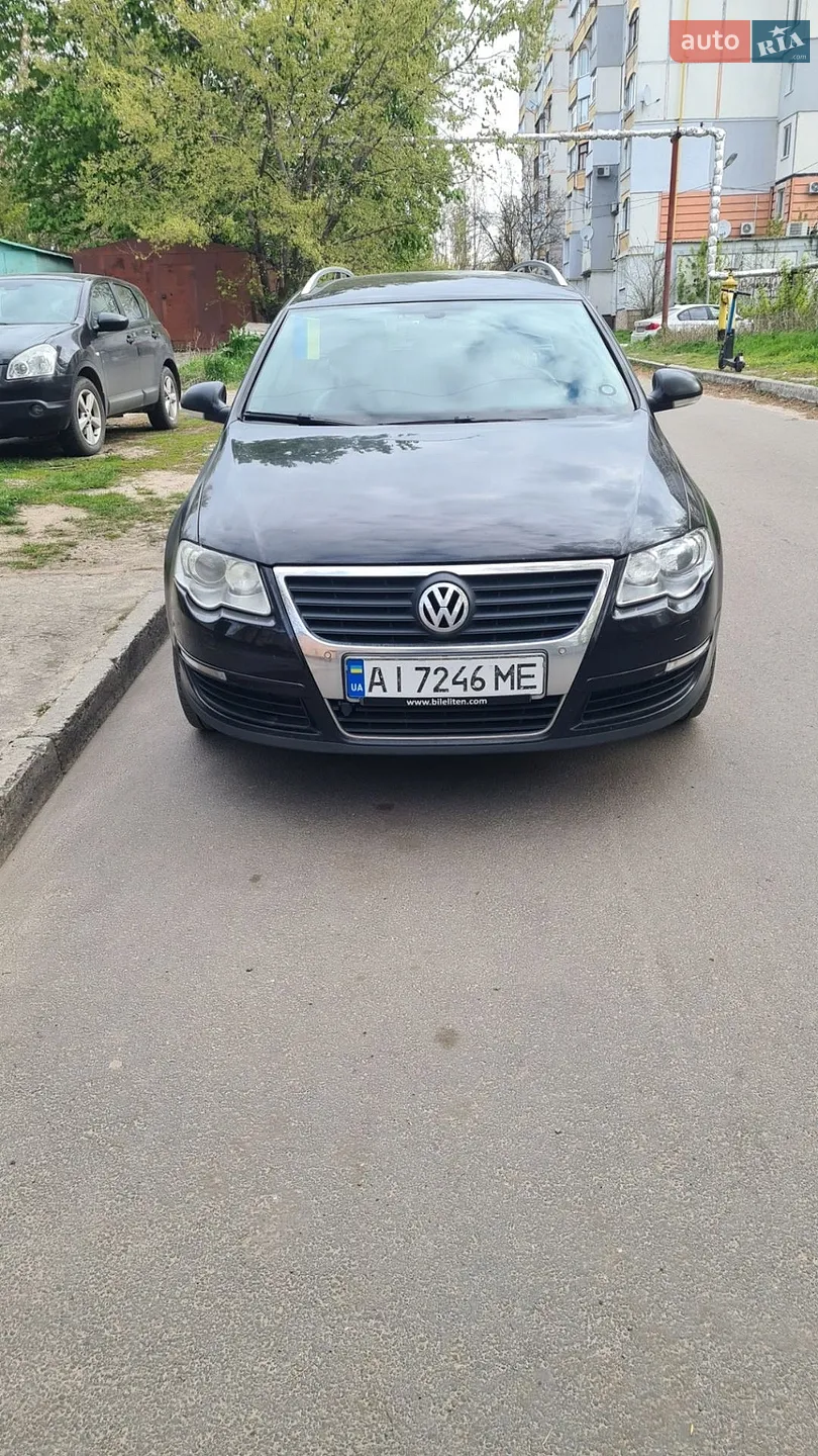 2010 Volkswagen Passat - фото 1