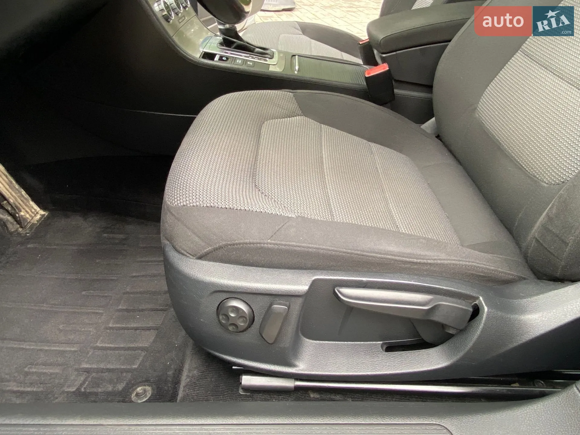 2014 Volkswagen Passat - мініатюра 45