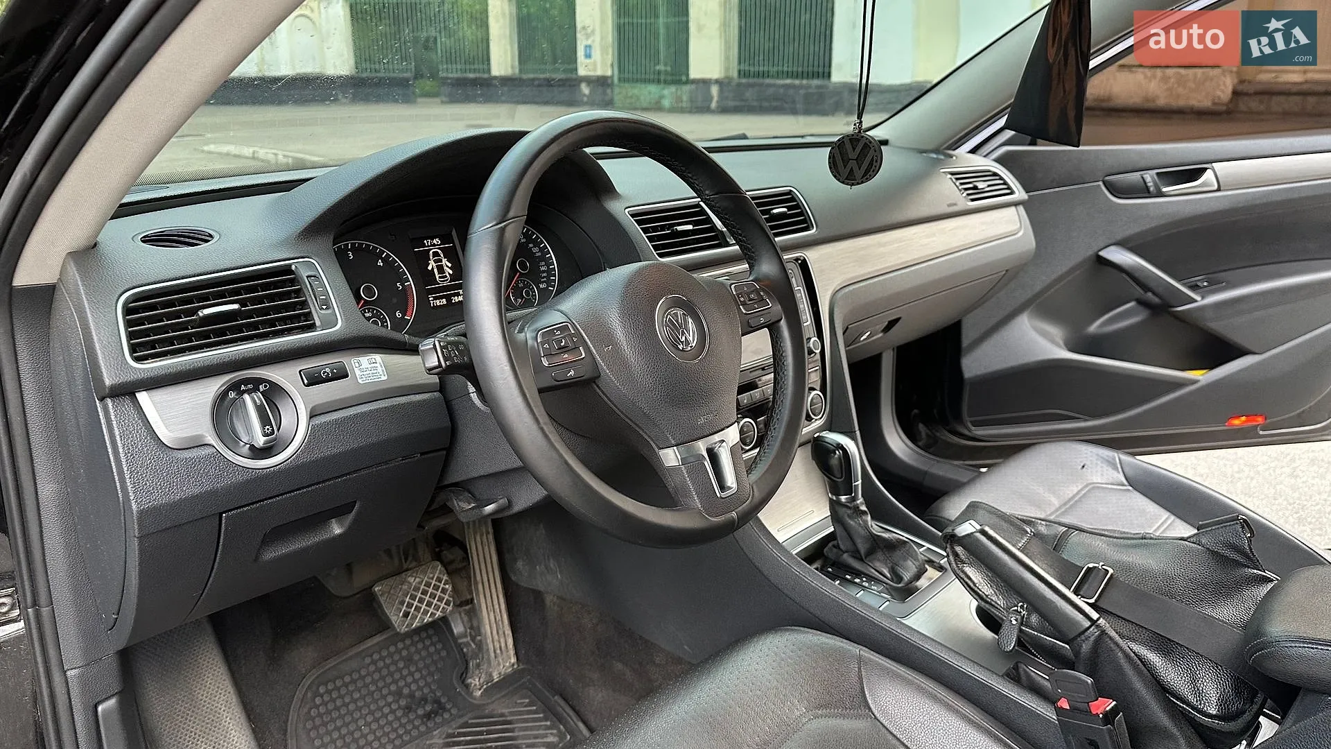 2014 Volkswagen Passat - мініатюра 25