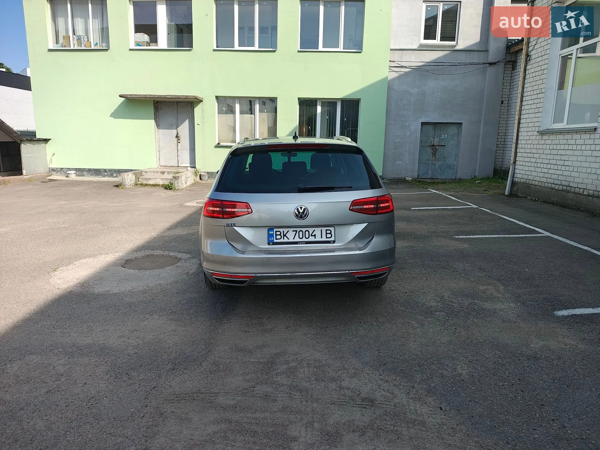 2016 Volkswagen Passat - мініатюра 8
