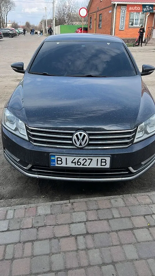 2013 Volkswagen Passat - мініатюра 21