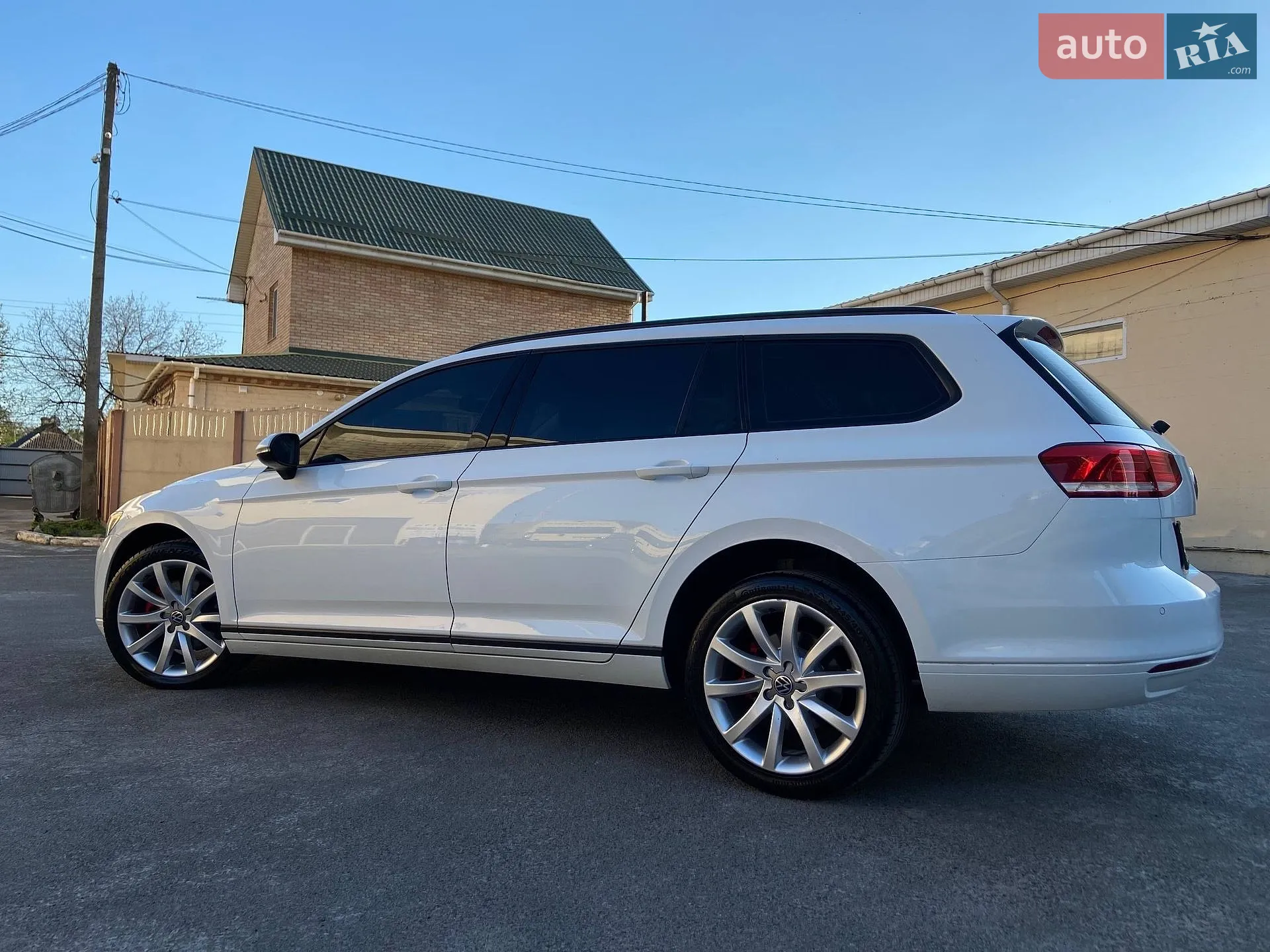 2017 Volkswagen Passat - мініатюра 2