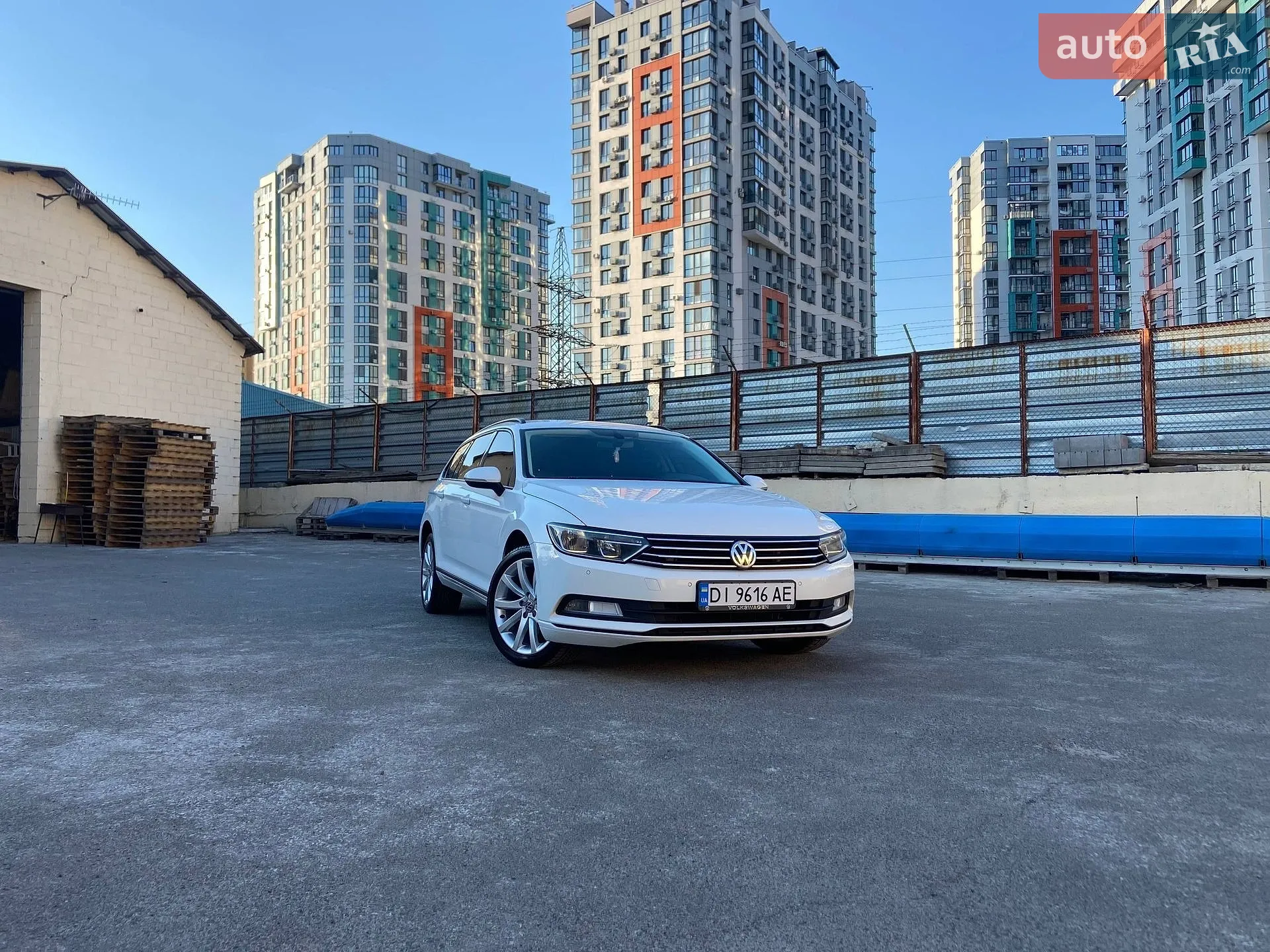 2017 Volkswagen Passat - мініатюра 4