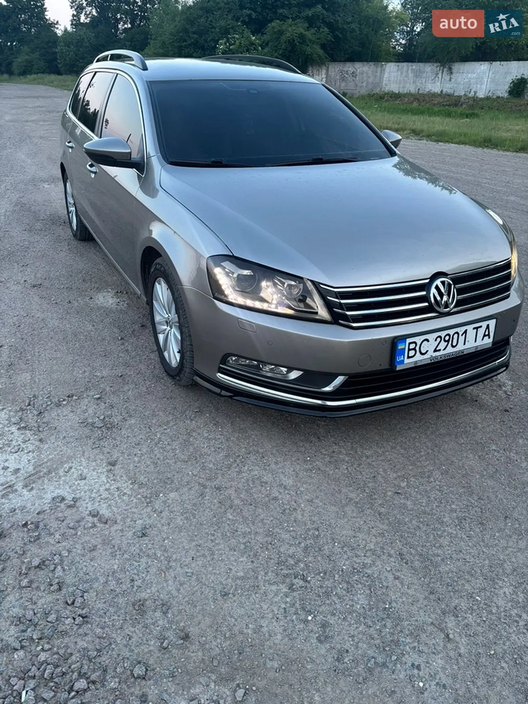 Volkswagen Passat 2013 VIN WVWZZZ3CZEE047515 фото оголошення 3 з 9