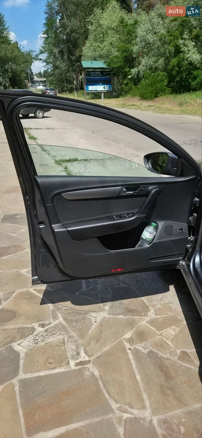 2011 Volkswagen Passat - мініатюра 14