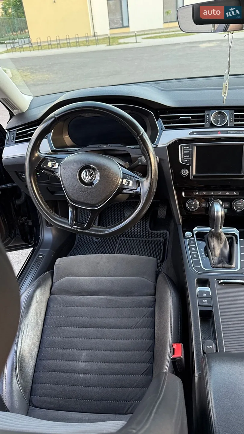2016 Volkswagen Passat - мініатюра 38