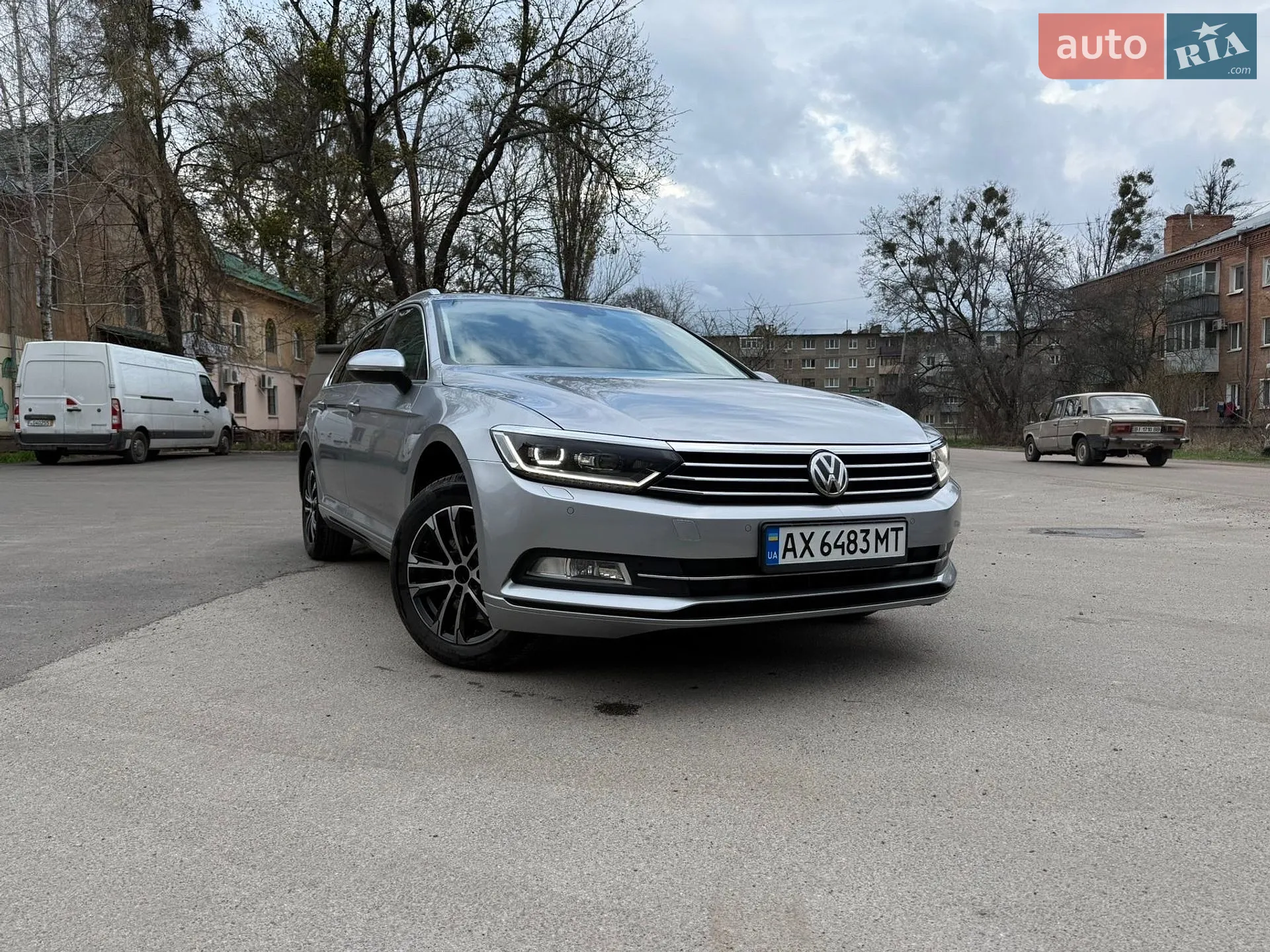 2018 Volkswagen Passat - фото 1