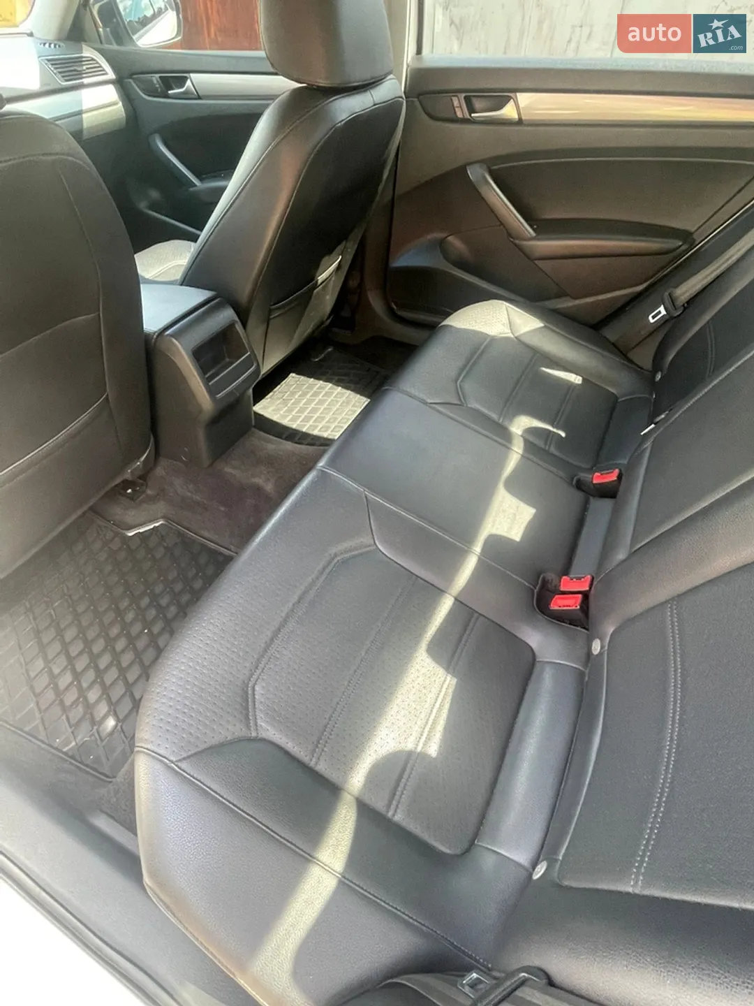 2014 Volkswagen Passat - мініатюра 17