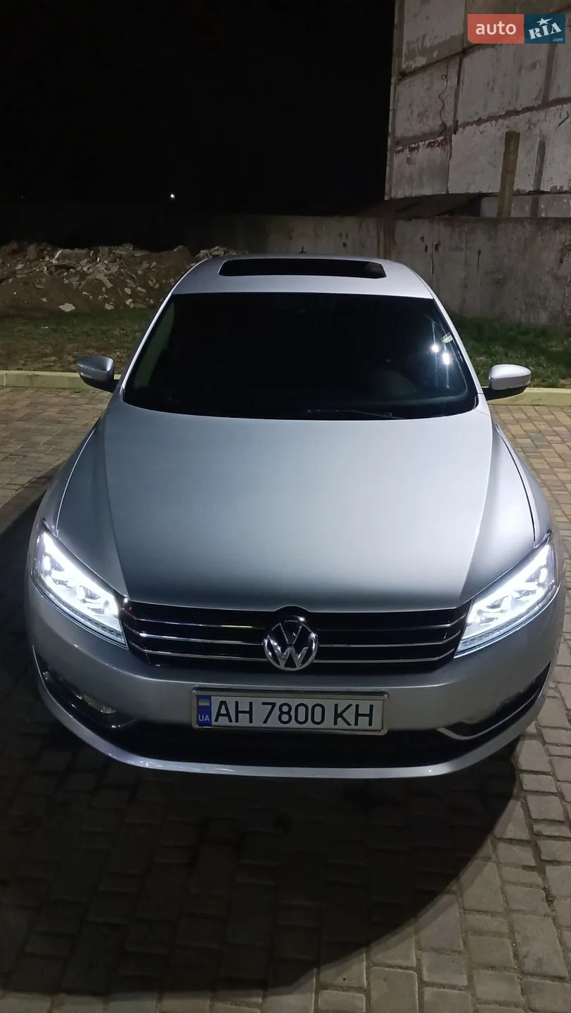 2015 Volkswagen Passat - мініатюра 8
