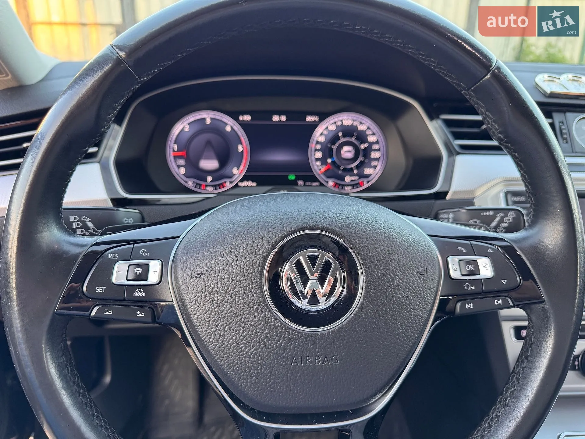 2015 Volkswagen Passat - мініатюра 26
