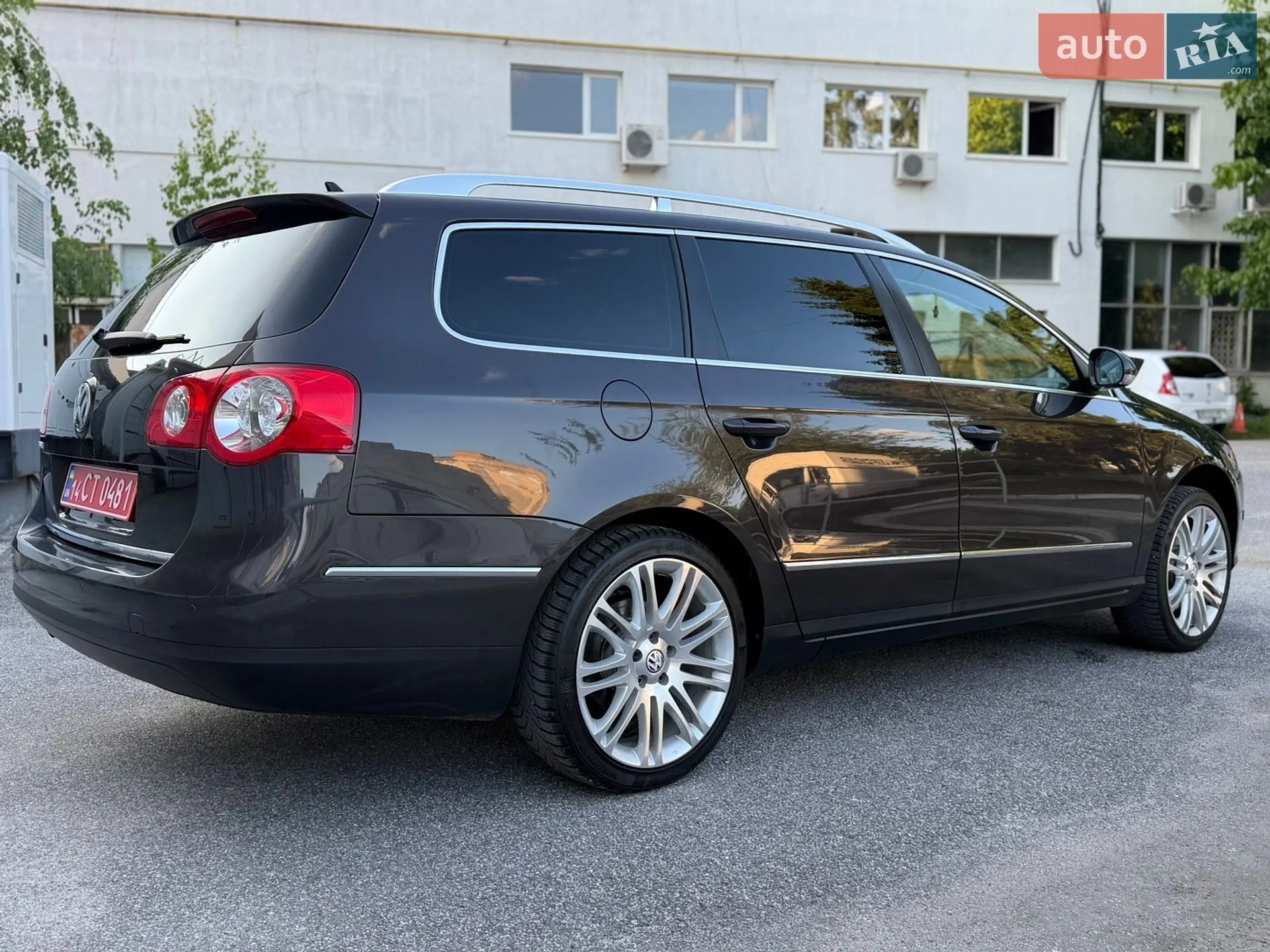 2010 Volkswagen Passat - мініатюра 14